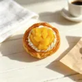 Niedlicher 3D Simulations Frucht Tarte Kuehlschrankmagnet Croissant Pastete Dekoration Detail - Mango-Fruchtkuchen