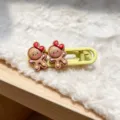 Cute gingerbread hair clip detail view, sweet duckbill hair accessory for daily styling. - Yellow Gingerbread Girl Hair Clip