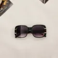 Trendy square sunglasses for men and women, featuring gradient lenses and chic metal accents. - Black Frame Double Grey