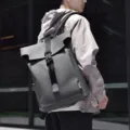 Mochila minimalista gris con parte superior enrollable para hombre, mochila de viaje urbana. - Gris