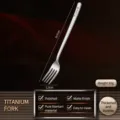 Fourchette en pur titane pour le camping en plein air et les repas, légère et durable, portable. - Fourchette