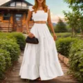 Weißes zweiteiliges Set Crop Top und gestufter Maxirock für Damen Sommer Mode Outfit. - S / Set / Weiß