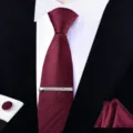 Burgundy silk-like textured men necktie set with tie clip cufflinks and pocket square detail - Zipper Business Style(W6R8052-1)