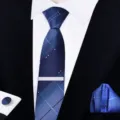 Ensemble cravate homme bleu carreaux avec pochette pince a cravate boutons de manchette - Cravate à nouer | 6 cm étroite | W6A6018-1