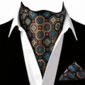 Detailopname van heren vintage geometrische bloemen ascot das en pochet set accessoires. - D2X9010