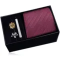 Men's formal gift set variant featuring a wine red striped tie, cufflinks, and tie clip. - KHVY8211-1