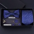 Set γραβατών ανδρικά 7 τεμάχια μπλε επίσημη γραβάτα παπιγιόν μανσετέτες κουτί δώρου - Βρετανικό μπλε μαρίν H7C8203