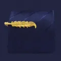 Gold feather tie clip for men, elegant business suit accessory, 4.8cm length brass tie bar. - Z1131 Gold