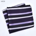 Heren kostuum pochet met paarse en zwarte strepen, elegante trouwzakdoek voor heren. - Gestreepte Borstzakdoek (X8039)