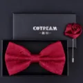Rote Fliege und Rosen Brosche Geschenkset für Herren Hochzeit Bräutigam formelle Kleidung. - HVJ1003