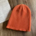 Oranger grob gestrickter Beanie Hut Winter warme weiche elastische Rippmütze fur Damen Herren - M (54-62cm) / Orange