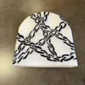 Y2K Streetwear Strick Beanie Mütze mit schwarzem Ketten Print Winter Warme Mütze - M / Schwarz Und Weiß