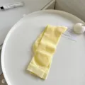 Calcetines de tubo medio acanalados amarillos clásicos para mujer, calcetines casuales. - Talla única / Amarillo Leche