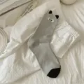 Calcetines grises de gato lindo para mujer, medias suaves de algodón con bordado divertido. - Talla única / Gris