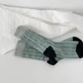 Calcetines de tubo medio con trenzas retro para mujer, diseño de contraste, algodón cómodo. - Talla única / Gris Jaspeado