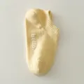 Mujeres calcetines cortos transpirables color crema casual calcetines bajos con letras - Talla única / Amarillo Leche