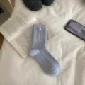 Calcetines de punto trenzado estilo coreano para mujer con boton concha azul claro. - Talla única / Azul