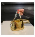 Metallische goldene Beuteltasche mit Perlen und Herzgriff, stilvolle Damen Umhängetasche. - Gold