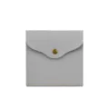 Bolsa de almacenamiento para mascarilla de cuero gris estuche tipo sobre con botón de presión. - Gris