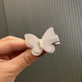 Niedliche Mesh Schmetterling Haarklammer mit Perlen, Variante Ansicht fur kleine Maedchen. - Vollständig Umwickelte Klemme / Grau