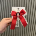 Bonita pinza de pelo con lazo rojo, encaje blanco y abalorio de niña de dibujos animados, accesorio. - Pinza de Cinta Roja