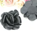 Schwarze handgemachte Stoffrosen DIY Bekleidungszubehör für Haarschmuck und Hochzeitsdeko. - Mittel (Ca. 6,8 cm) / Schwarz