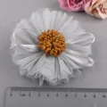 Graues Mesh Blumen DIY Bastelzubehör mit orangefarbenem Schlaufenzentrum und Satinschleifen. - Halbfabrikat (D3-5) / Grau