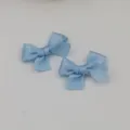 Petits nœuds ruban bleu clair pour loisirs créatifs, accessoires cheveux et cadeaux. - Bleu ciel