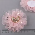 Rosa Netto-Blume Haarschmuck DIY Handwerk mit glitzerndem Goldherz und süssen kleinen Sternen. - Mittelrosa