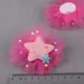Rosa Mesh Stoff Blume DIY Haarzubehör mit Glitzerstern und bunten Perlen für Dekorationen. - Helles Rosarot