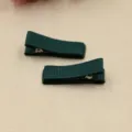 Dunkelgrüne handgemachte stoffbezogene Haarklammer, süßes Haaraccessoire für DIY-Styling. - 3.5cm Größe / Dunkelgrün