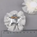 DIY Netto Stoff Blume Zubehör, silberner Stern und weiße florale Patches mit Perlen. - Gebrochenes Weiß