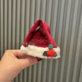Mini pince à cheveux chapeau de Noël rouge avec bordure en peluche accessoire de fête mignon - Grande Pince Crabe / Rouge Foncé (A9-6)