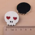 Halloween Filz Totenkopf Haarschmuck DIY Handarbeit Bastelmaterial mit roten Glitzerherz Augen. - Cremeweiß Totenkopf (Halbfertig)