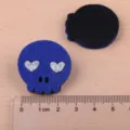 Blaue Filz Totenkopf Haarschmuck DIY Bastelflicken mit Glitzer Herz Augen fuer Spangen. - Dunkelblau Totenkopf (Halbfertig)