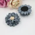 Mikrofaser Blume DIY Haarschmuck Material, Detailansicht grauer handgemachter Stoffblumen-Anhänger. - Leder Halbzeug (B1-4) / Blaugrün