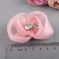 Rosa Organzablume Bastelzubehör mit Strass-Blatt-Mitte für Haarnadeln und Kleidung. - Wolkengarn Blume (E3-6) / Halbfertig / Silber Rosa