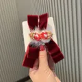Fermaglio per capelli fiocco rosso vino bambini con ponpon di peluche, accessorio invernale per ragazze. - Rosso scuro