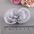 DIY handgemachte Wollegarn Blume Schuh Haarzubehör mit Kristall und Blatt für Kleidung. - Wolkengarn Blume (E3-6) / Halbfertig / Hellgrau