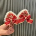 Rote chinesische Katzenohren Haarklammern mit roten Schleifen und weichem Plüsch für Kinder. - Katzenohr Schleife Paar Clips (B4-6) / Dunkelrot
