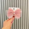 Fermaglio per capelli con fiocco in tulle rosa e perla per decorazione quotidiana. - Rosa Loto Chiaro