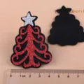 Weihnachtsbaum Filz Aufnäher DIY Bastelzubehör für Haarklammern und Handyhüllen Dekoration. - Weihnachtsbaum Patch (TA4-3) / Rot