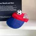 Farbblockierter Haustier Sonnenhut für Hunde und Katzen Sommer Visor mit Fussball. - S / Rot/Blau