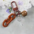 Bruine sleutelhanger met grove ketting, schattig belletje en sprankelende hart-sleutelhanger. - Stijl 8