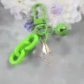Groene sleutelhanger van legering met strass diamant hanger en kleine bel, stijlvol accessoire. - Stijl 15