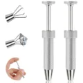 Detail de l'outil de prehension de diamants a quatre griffes et boucles d'oreilles inox. - Style J