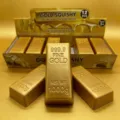 Detailansicht von Goldbarren-Quetschspielzeugen mit realistischer 999.9-Feingoldgravur - Goldbarren / Groß (Verpackt)
