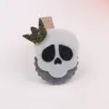 Halloween Felt Skull Cake Topper with Golden Crown DIY Spooky Party Decoration Prop - Ivory (O3-5)