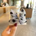 Kinder Chiffon Pünktchen Haarschleife Spange, süße Sommer Prinzessin Haaraccessoires für Mädchen. - Hellblau