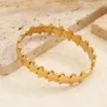 Splendido bracciale in acciaio titanio dorato con stelle, design aperto per stile alla moda. - Oro Stella A Cinque Punte